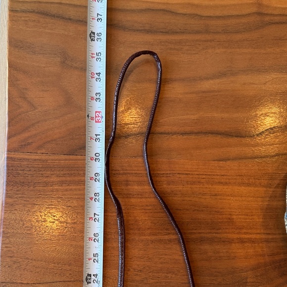 Chicago Themed Crossbody Bag - Picture 5 of 6